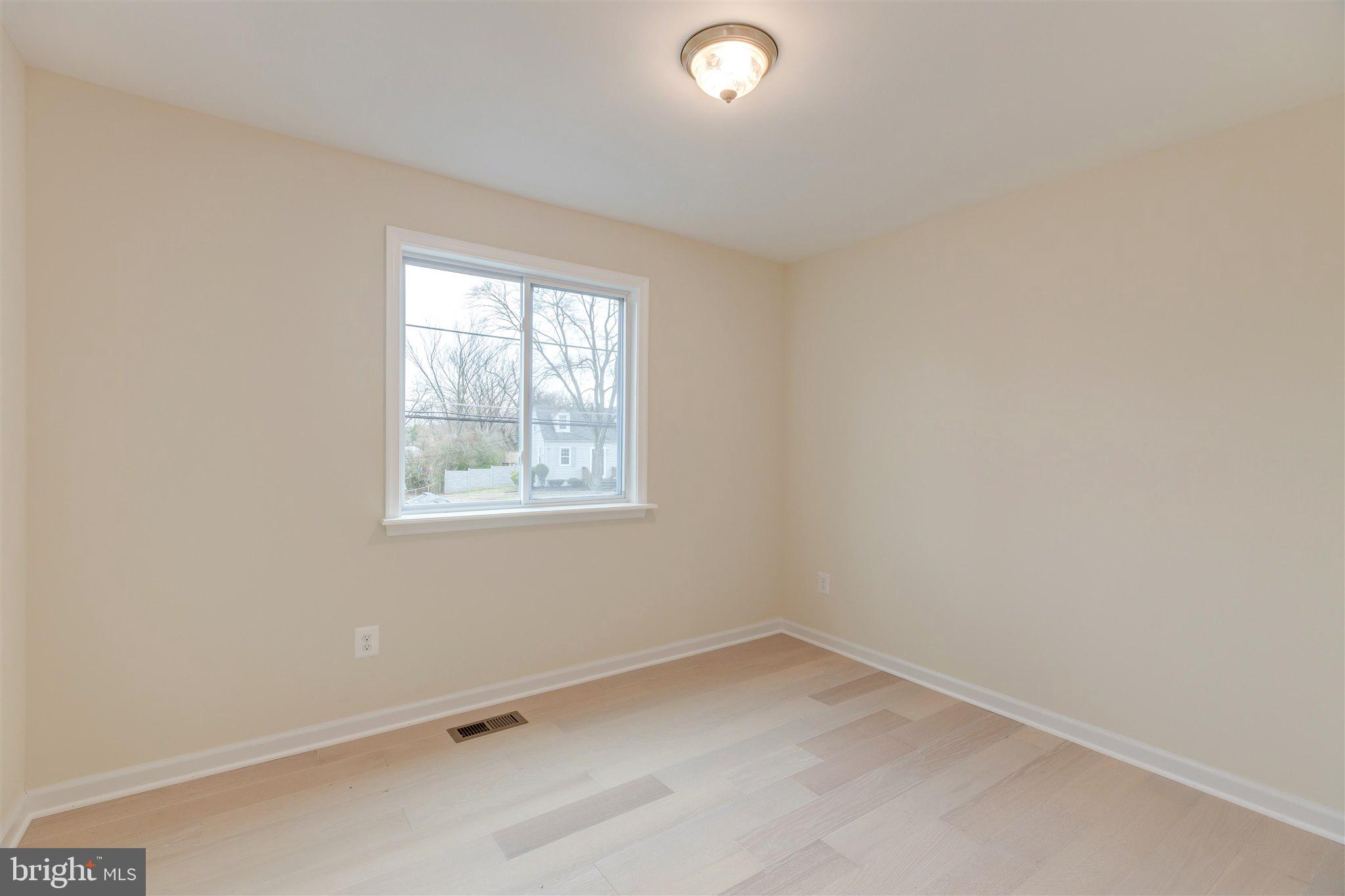 4311 Maple Road Morningside, MD 20746 - Photo 40 of 71