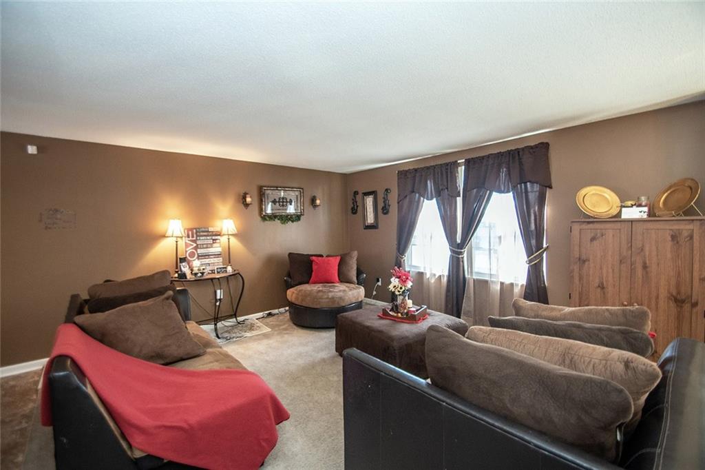 10338 Rouark Lane Indianapolis, IN 46229 - Photo 11 of 40 Gallery Image 11