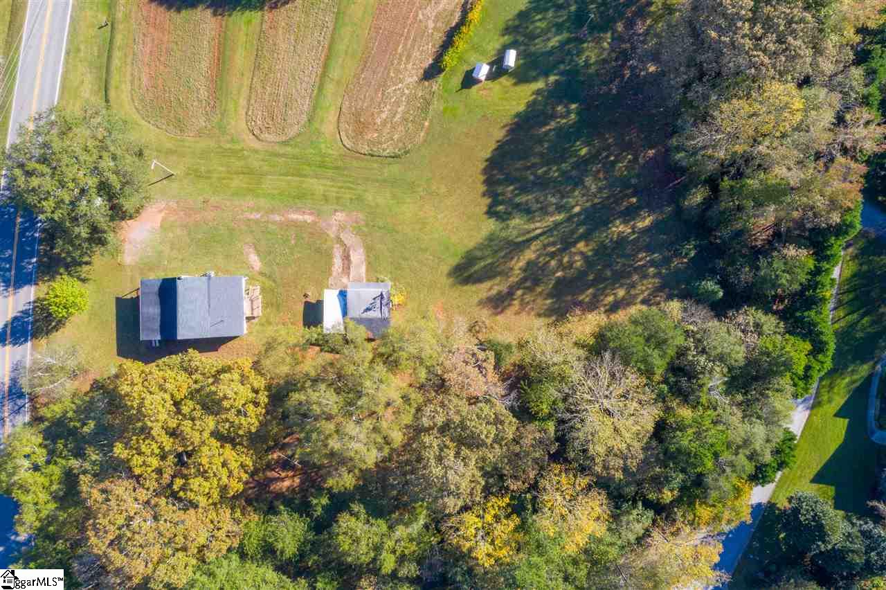 391 South Bennetts Bridge Road Greer, SC 29651 - Photo 2 of 28 Gallery Image 2