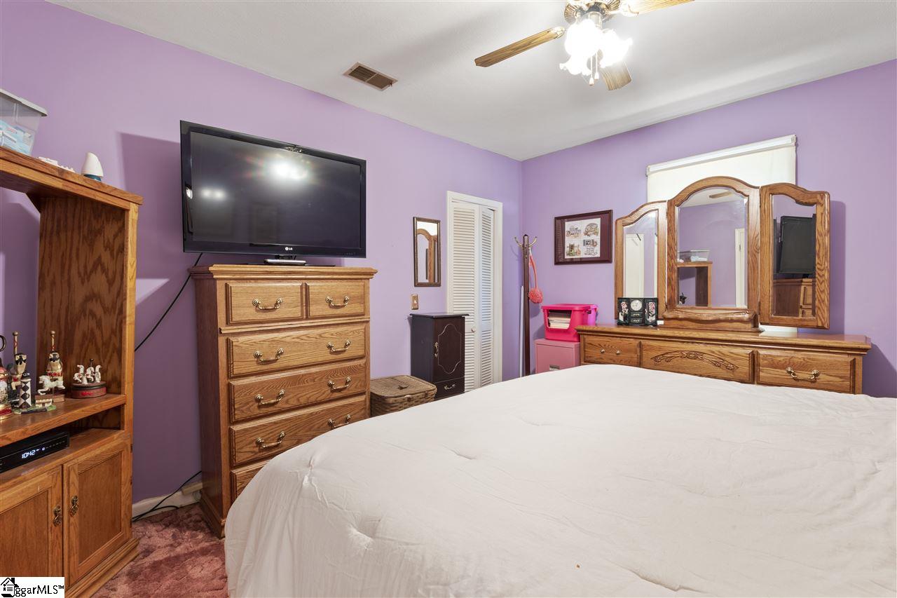 391 South Bennetts Bridge Road Greer, SC 29651 - Photo 11 of 28 Gallery Image 11