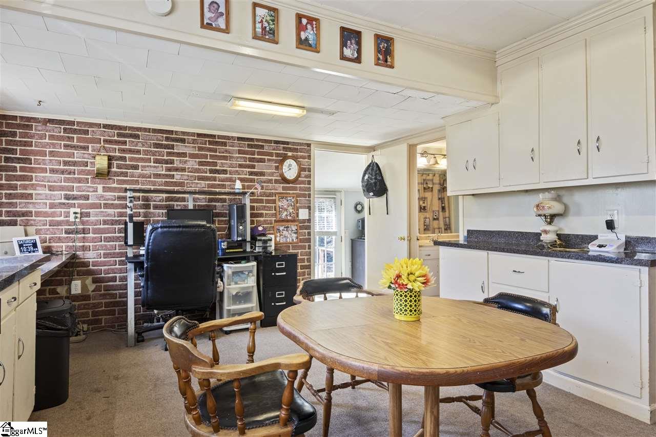 391 South Bennetts Bridge Road Greer, SC 29651 - Photo 15 of 28 Gallery Image 15