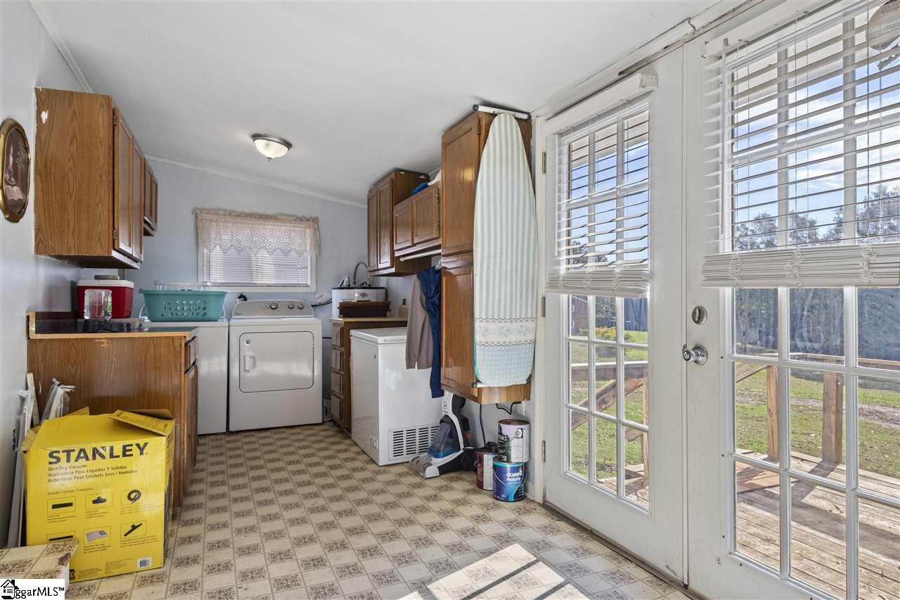 391 South Bennetts Bridge Road Greer, SC 29651 - Photo 19 of 28 Gallery Image 19
