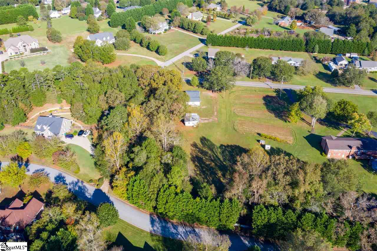 391 South Bennetts Bridge Road Greer, SC 29651 - Photo 3 of 28 Gallery Image 3
