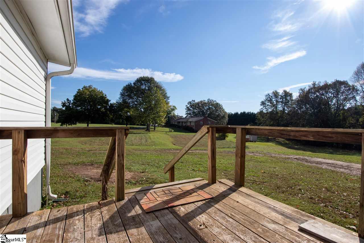 391 South Bennetts Bridge Road Greer, SC 29651 - Photo 24 of 28 Gallery Image 24