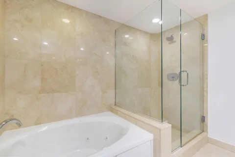 $1,299,000 | 550 Okeechobee Boulevard, Unit 622, West Palm Beach, FL 33401