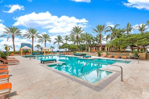 $1,299,000 | 550 Okeechobee Boulevard, Unit 622, West Palm Beach, FL 33401
