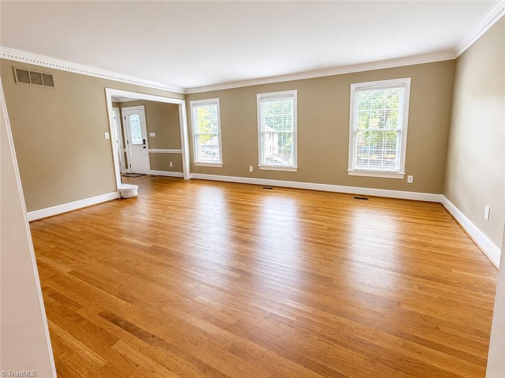5412 Tower Road Greensboro, NC 27410 - Photo 8 of 12