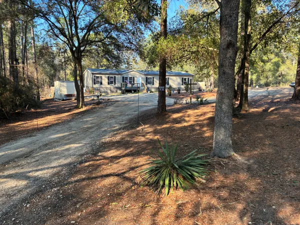 $350,000 | 507 Stewart Drive, DeFuniak Springs, FL 32433