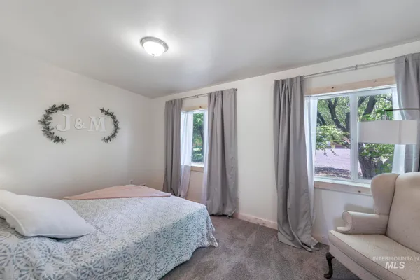 $799,999 | 564 Blue Lakes Boulevard, Twin Falls, ID 83301