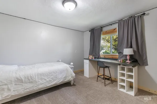 $799,999 | 564 Blue Lakes Boulevard, Twin Falls, ID 83301