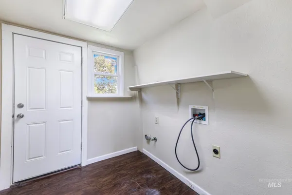 $799,999 | 564 Blue Lakes Boulevard, Twin Falls, ID 83301