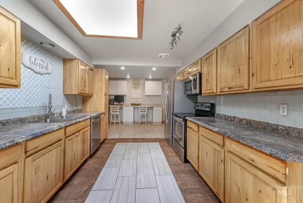 $799,999 | 564 Blue Lakes Boulevard, Twin Falls, ID 83301