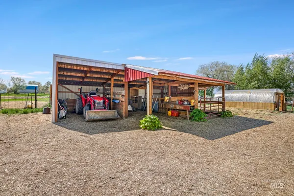 $799,999 | 564 Blue Lakes Boulevard, Twin Falls, ID 83301