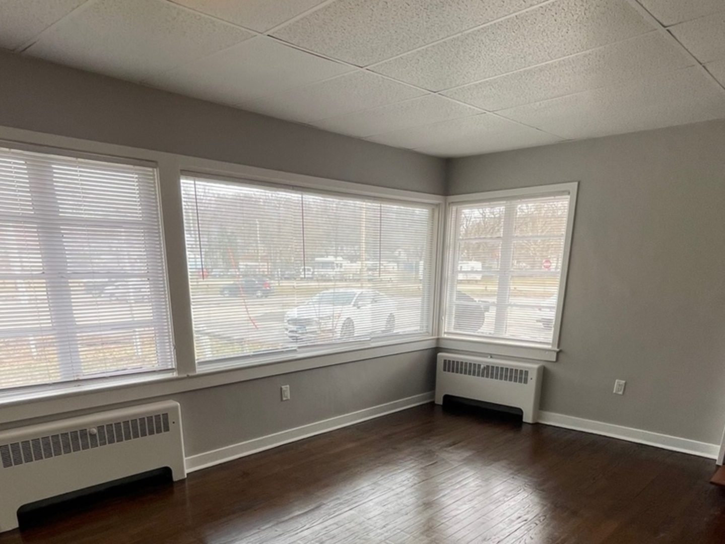 242 46th Street Moline, IL 61265 - Photo 4 of 35