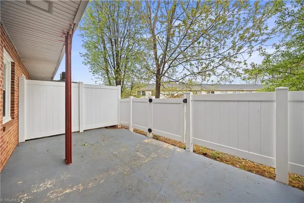 $186,900 | 4735 Champion Court, Greensboro, NC 27410