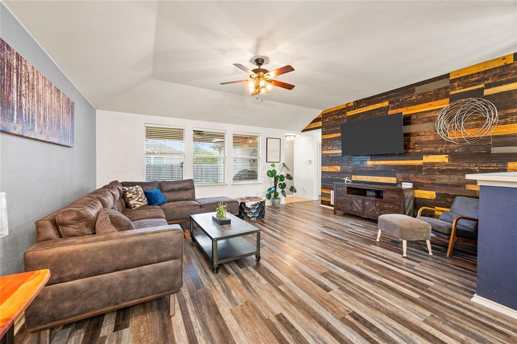 4257 Highgate Road Fort Worth, TX 76244 - Photo 8 of 28