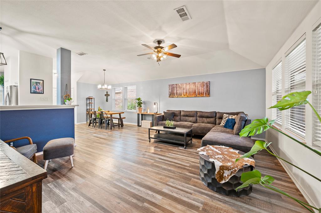 4257 Highgate Road Fort Worth, TX 76244 - Photo 9 of 28