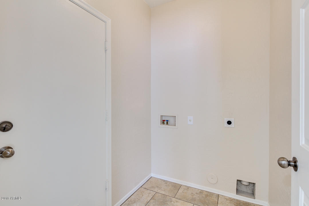1307 West Fremont Rd. Phoenix, AZ 85041 - Photo 20 of 27 24-Fremont_