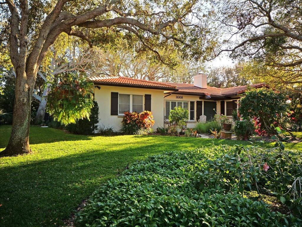 770 Greytwig Road Vero Beach, FL 32963 - Photo 4 of 35 Gallery Image 4