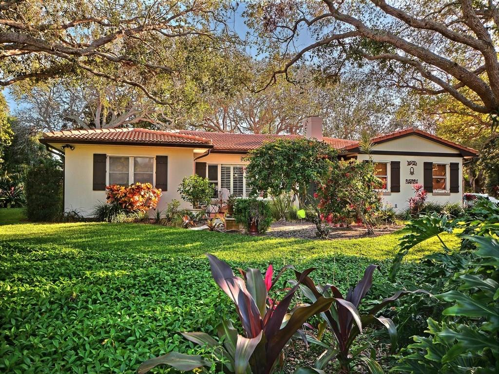 770 Greytwig Road Vero Beach, FL 32963 - Photo 5 of 35 Gallery Image 5