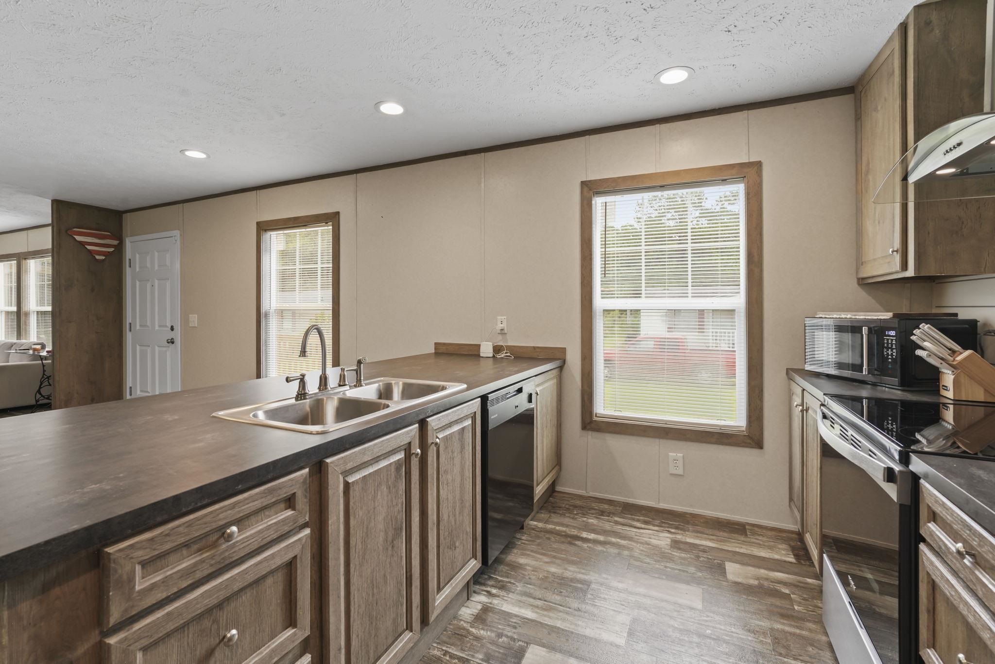 85 Fyffe Court Georgetown, SC 29440 - Photo 13 of 44 Gallery Image 13