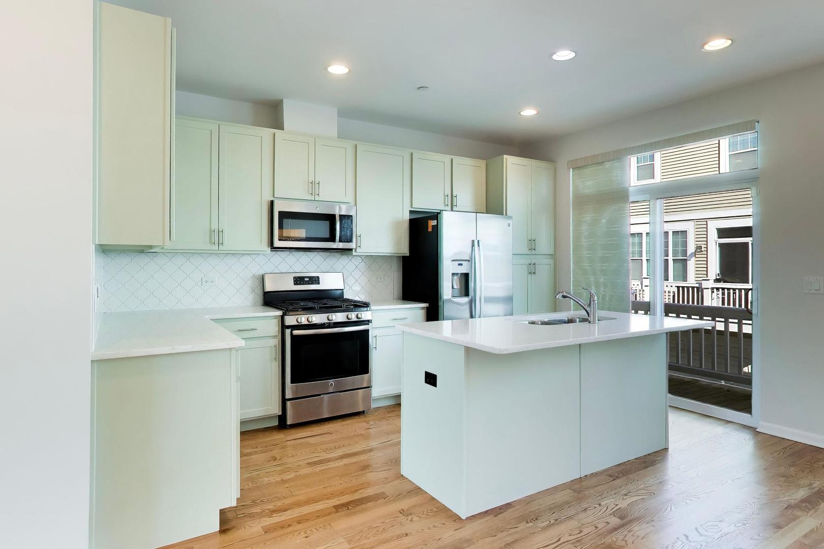 1206 Elm Street Park Ridge, IL 60068 - Photo 12 of 27 Gallery Image 12