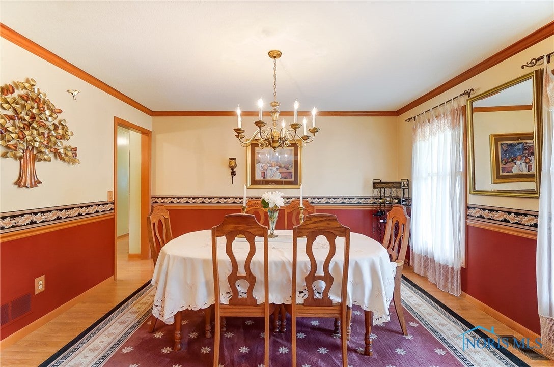 2092 Old Trail Road Perrysburg, OH 43551 - Photo 11 of 48 Gallery Image 11