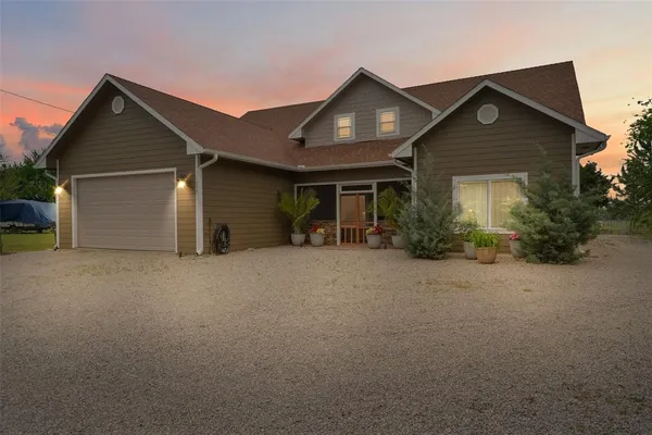 $962,000 | 1414 Rs County Road 1605, Point, TX 75472