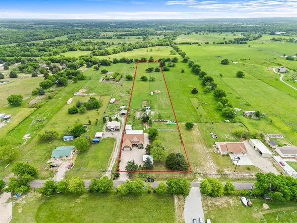 $962,000 | 1414 Rs County Road 1605, Point, TX 75472