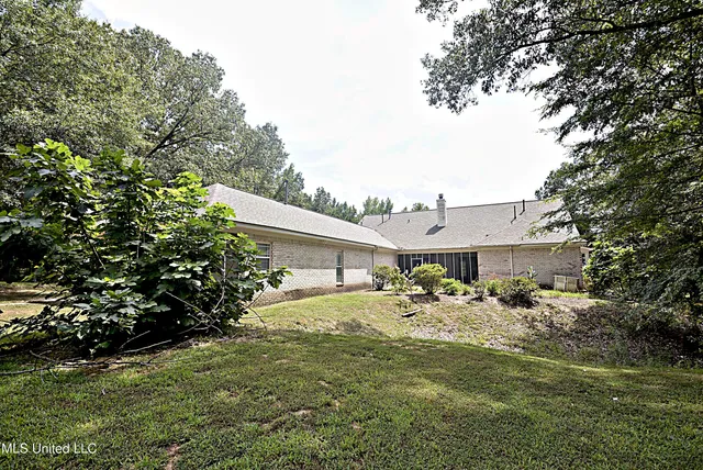 $635,000 | 6620 Vaiden Road, Hernando, MS 38632