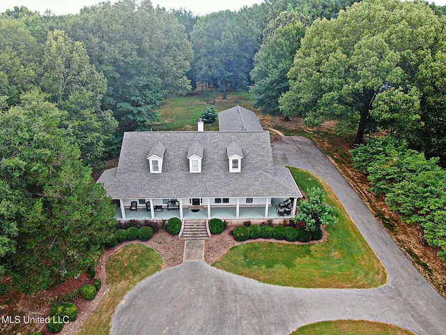 $635,000 | 6620 Vaiden Road, Hernando, MS 38632