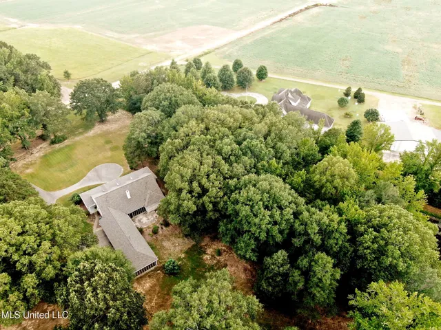 $635,000 | 6620 Vaiden Road, Hernando, MS 38632
