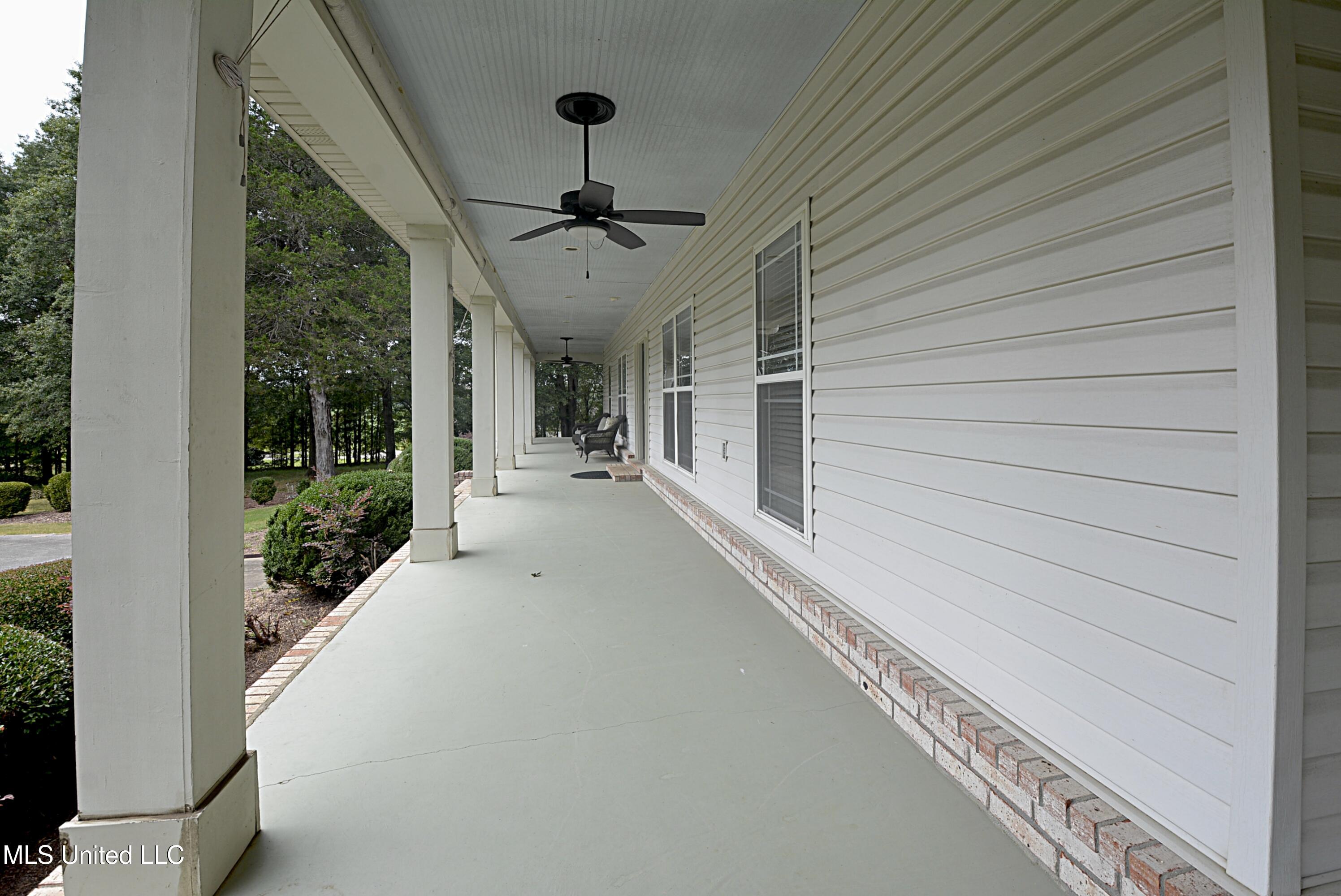 6620 Vaiden Road Hernando, MS 38632 - Photo 7 of 51 Front Porch