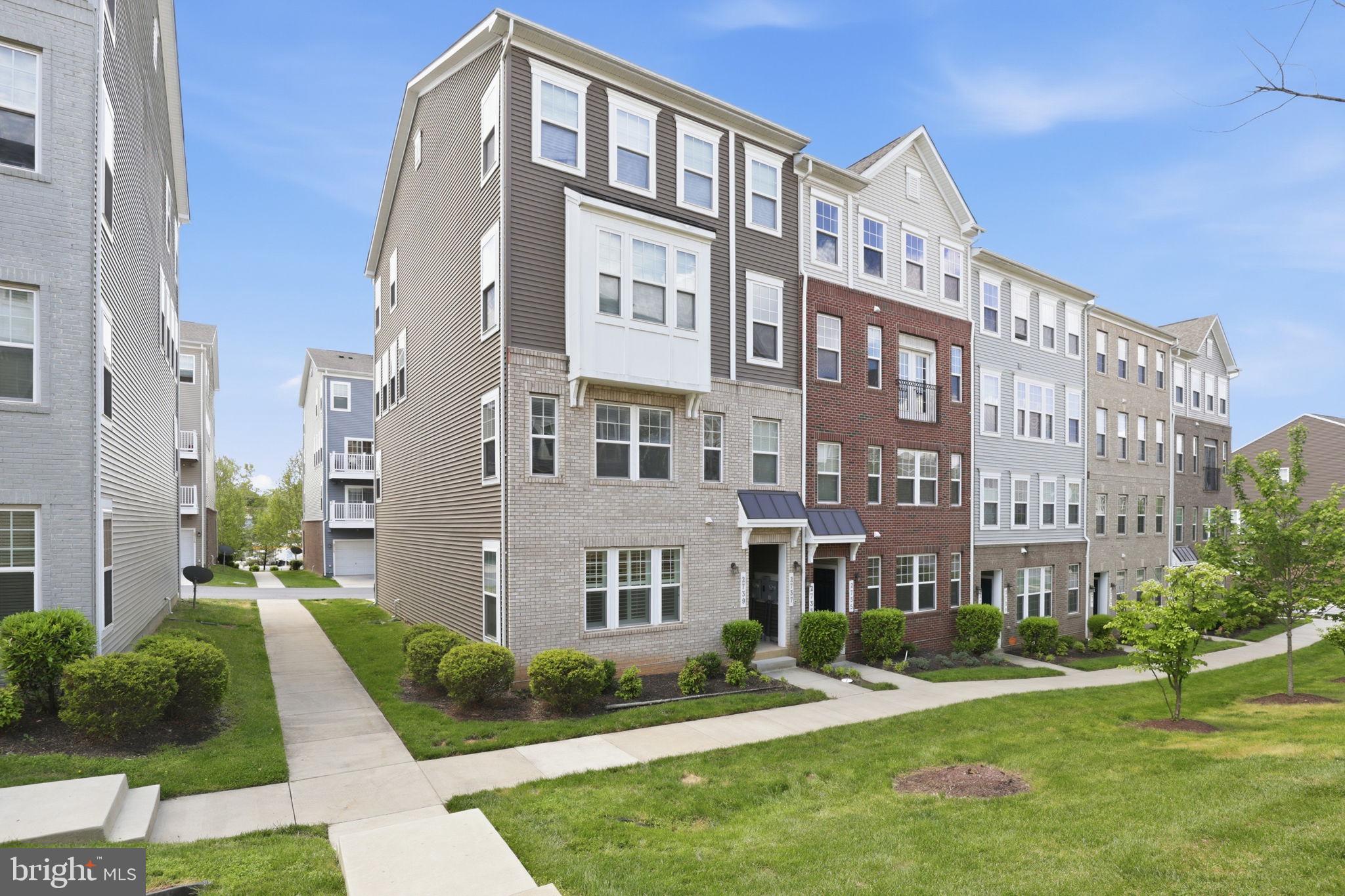2739 Pinebrook Road Landover, MD 20785 - Photo 2 of 38