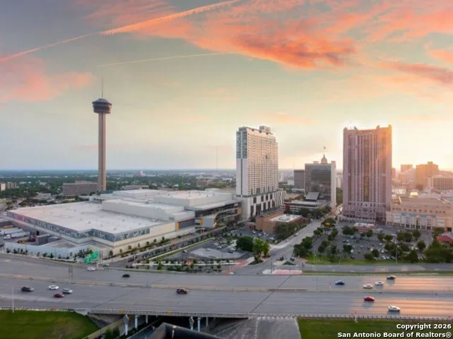 $459,900 | 1712 North Pine Street, San Antonio, TX 78208