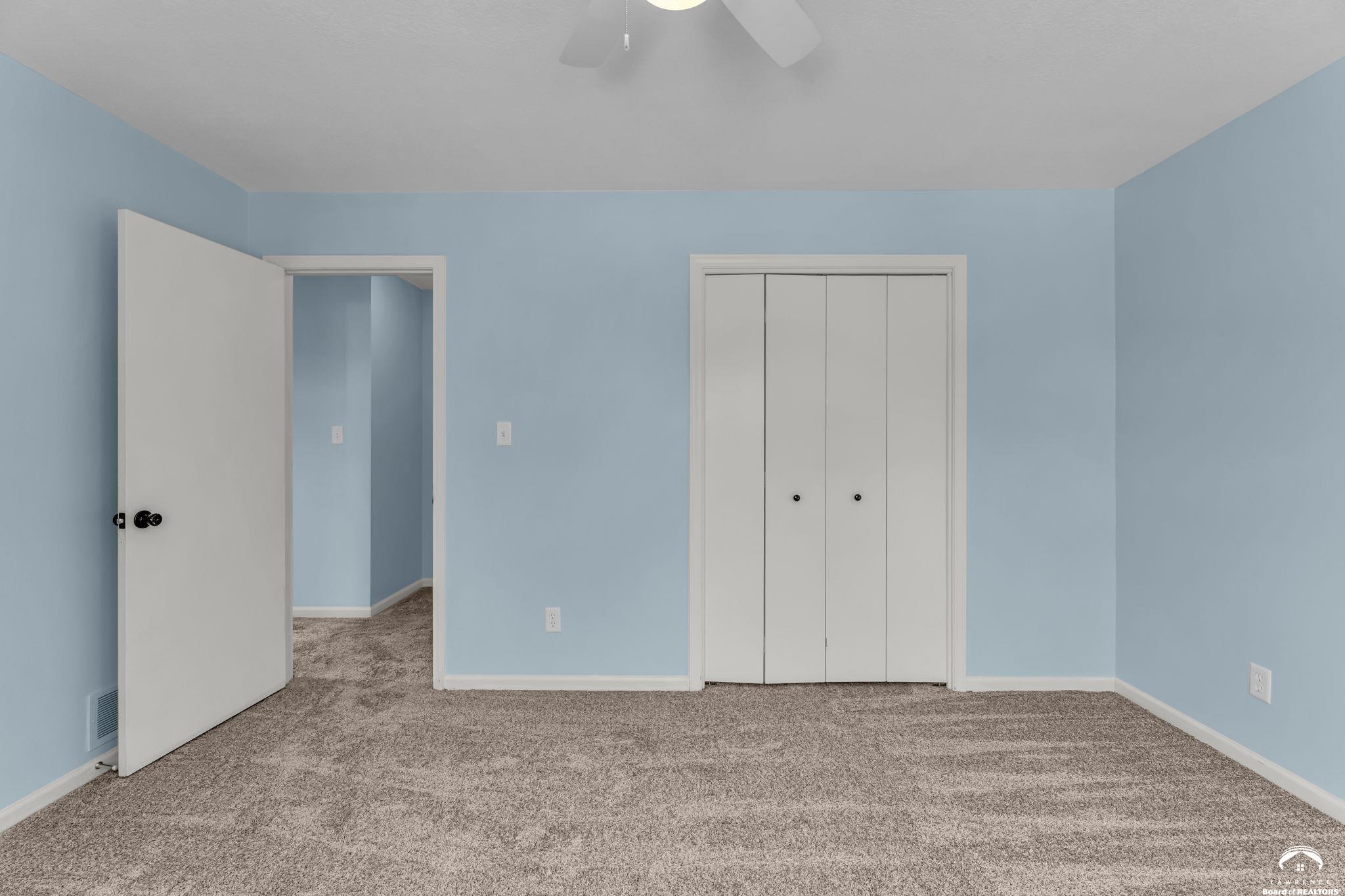 2921 South Kensington Road Lawrence, KS 66046 - Photo 23 of 42