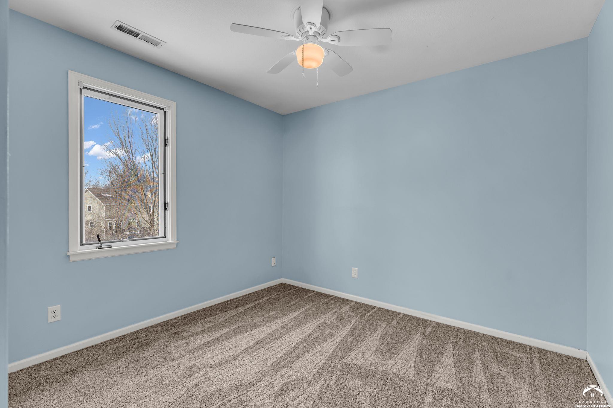 2921 South Kensington Road Lawrence, KS 66046 - Photo 24 of 42