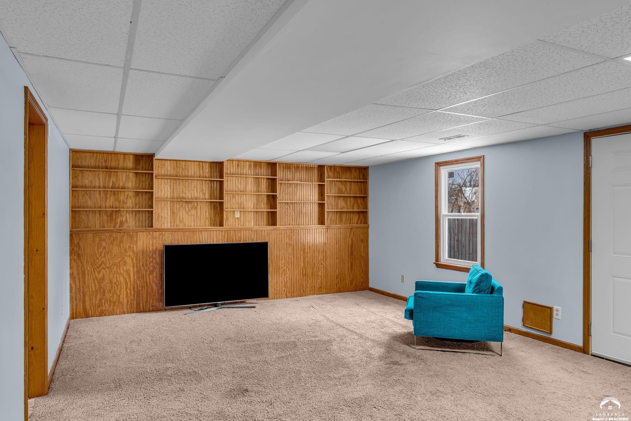 2921 South Kensington Road Lawrence, KS 66046 - Photo 30 of 42