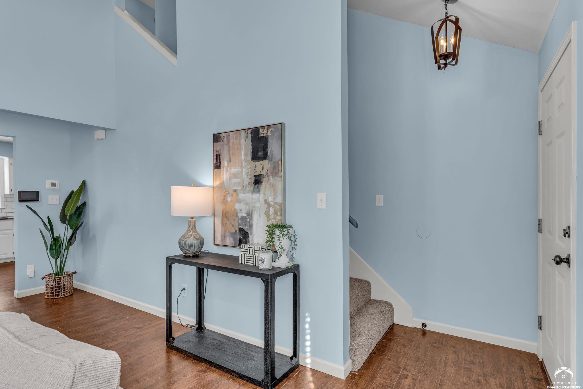 2921 South Kensington Road Lawrence, KS 66046 - Photo 4 of 42