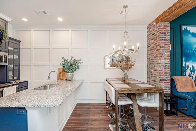 $2,400 | 8110 Stonelake Avenue, Baton Rouge, LA 70820