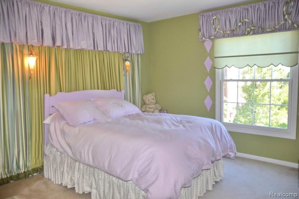 3120 Castleton Court Rochester, MI 48306 - Photo 23 of 40 Bedroom