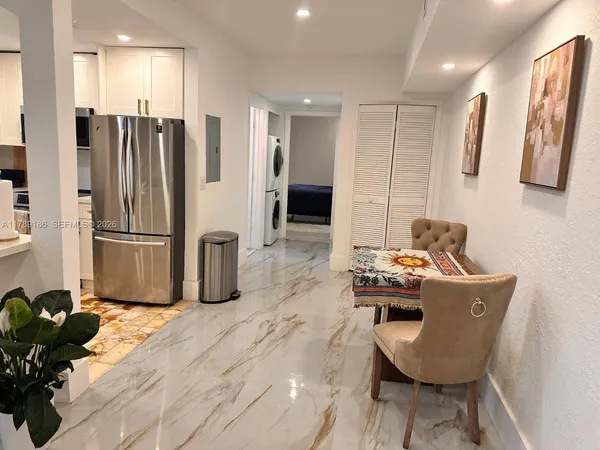 $4,000 | 760 Euclid Avenue, Unit 204, Miami Beach, FL 33139