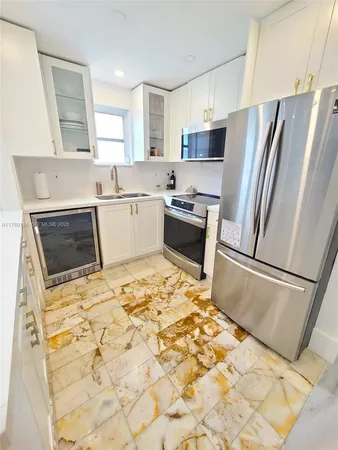 $4,000 | 760 Euclid Avenue, Unit 204, Miami Beach, FL 33139
