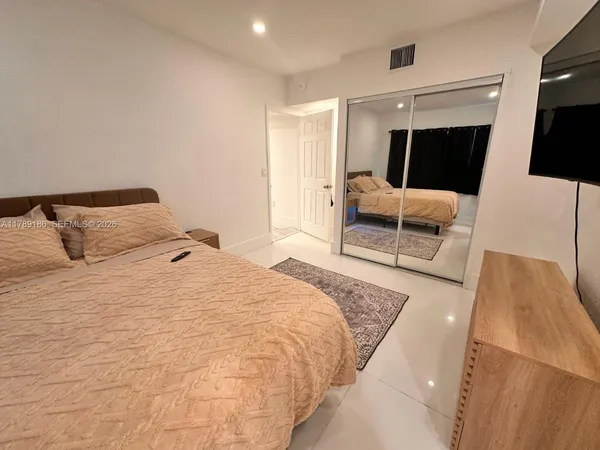 $4,000 | 760 Euclid Avenue, Unit 204, Miami Beach, FL 33139