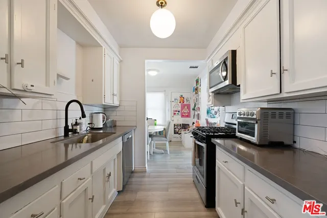 $799,000 | 18741 Covello Street, Reseda, CA 91335