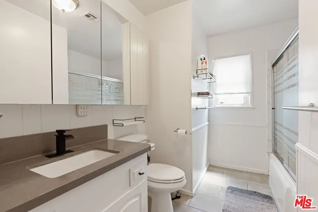 $799,000 | 18741 Covello Street, Reseda, CA 91335