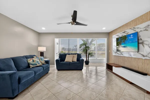 $2,500 | 492 Piedmont Court, Delray Beach, FL 33484