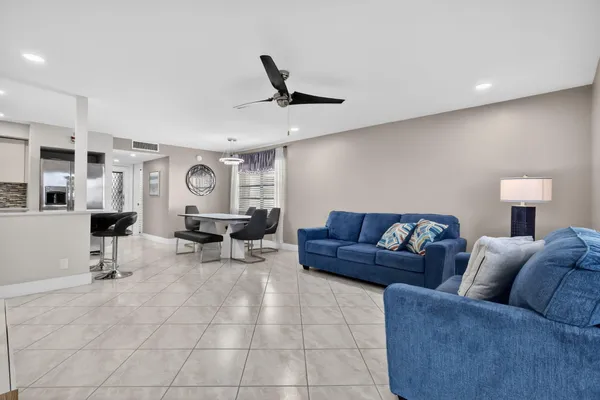 $2,500 | 492 Piedmont Court, Delray Beach, FL 33484