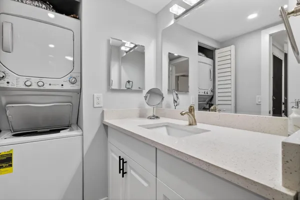 $2,500 | 492 Piedmont Court, Delray Beach, FL 33484