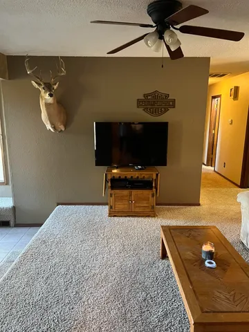 $209,000 | 2 Lakeridge Drive, Arkansas City, KS 67005